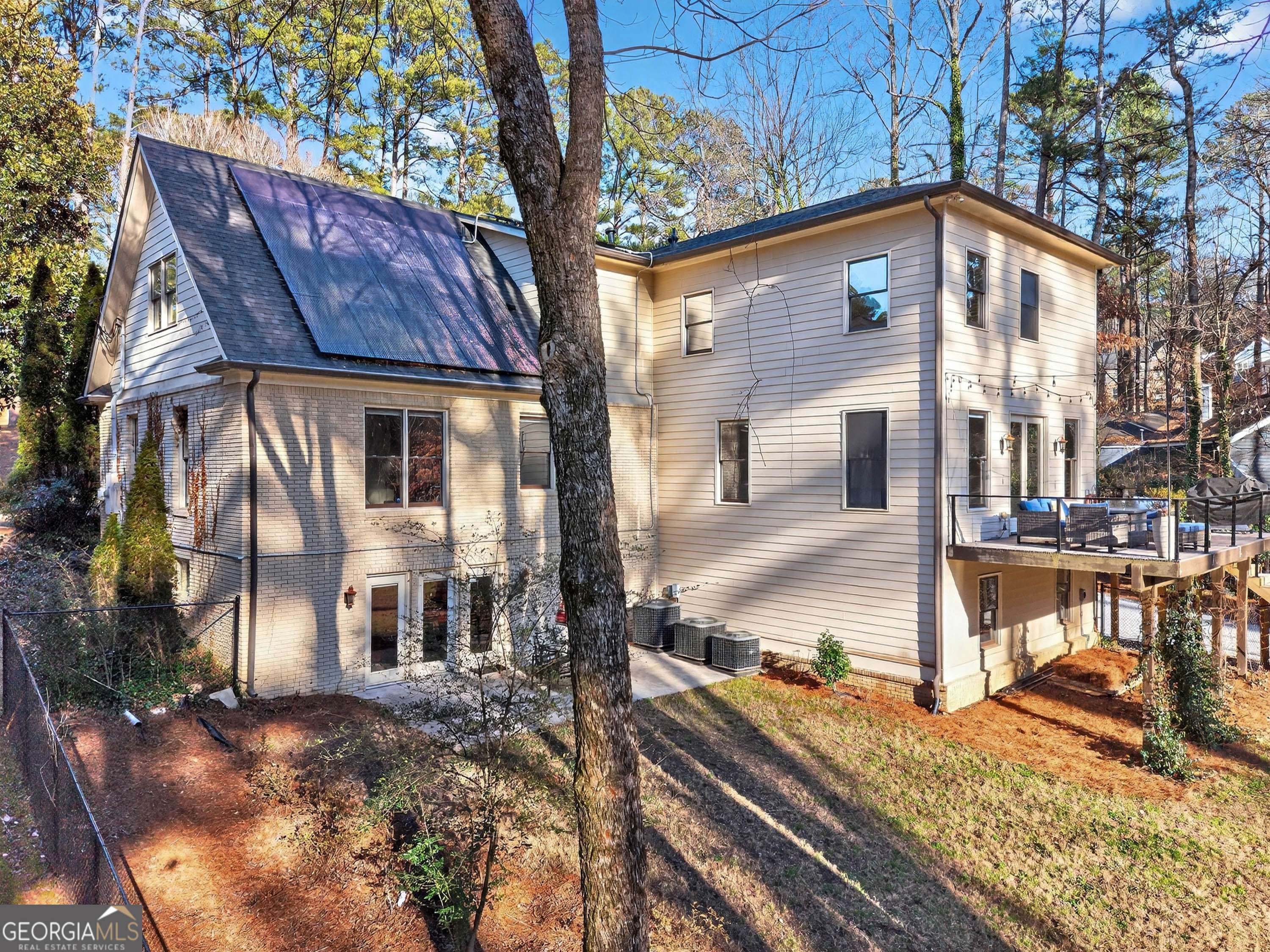 1986 Continental Drive NE