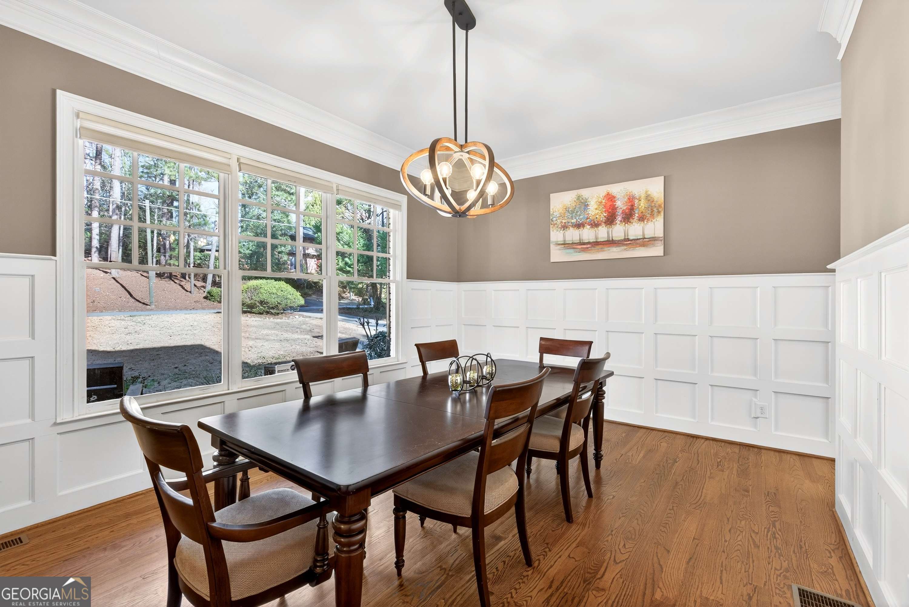 1986 Continental Drive NE