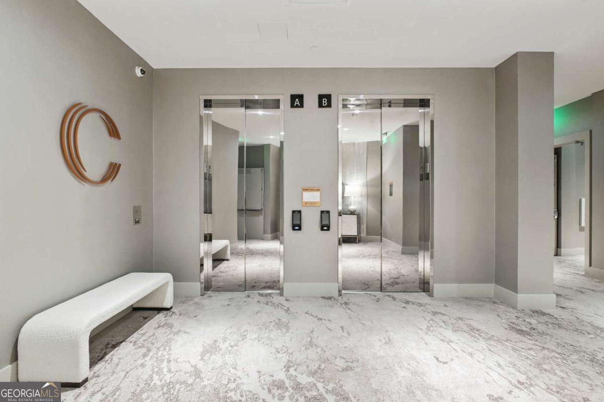 3107 Peachtree Road NE Unit: PH2003