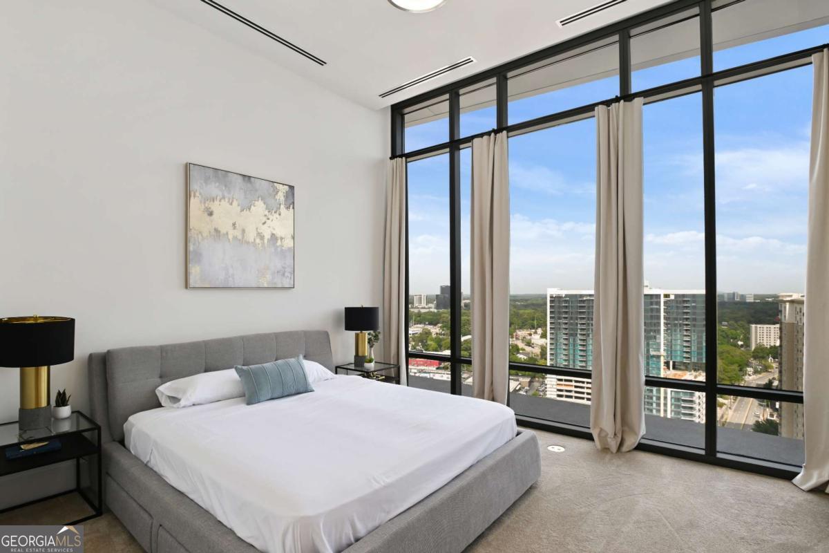 3107 Peachtree Road NE Unit: PH2003