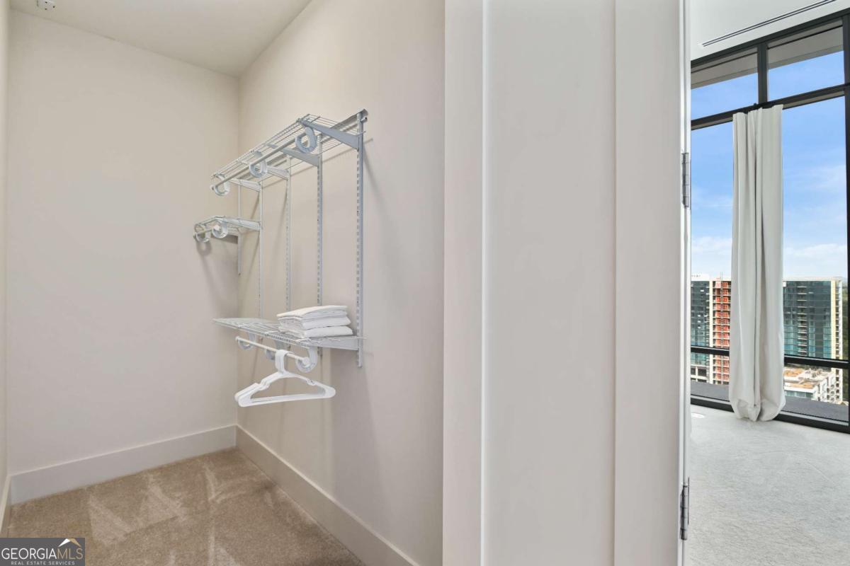 3107 Peachtree Road NE Unit: PH2003