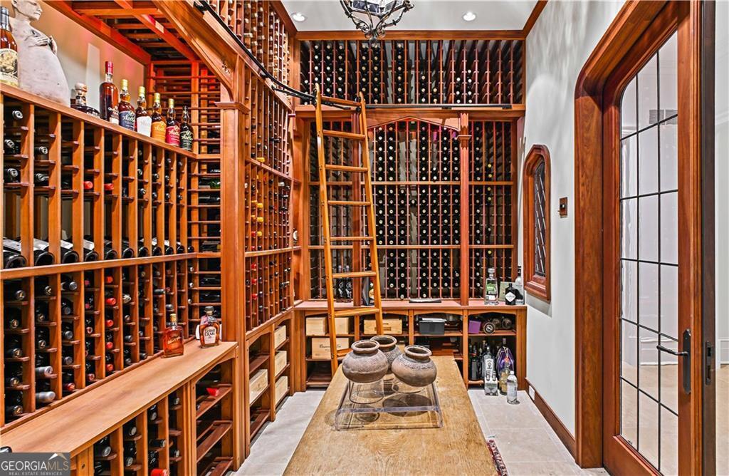 369 Pine Tree Drive NE