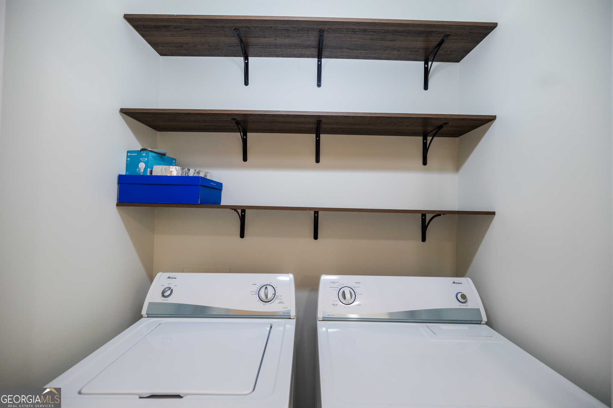 743 Frasier Circle SE