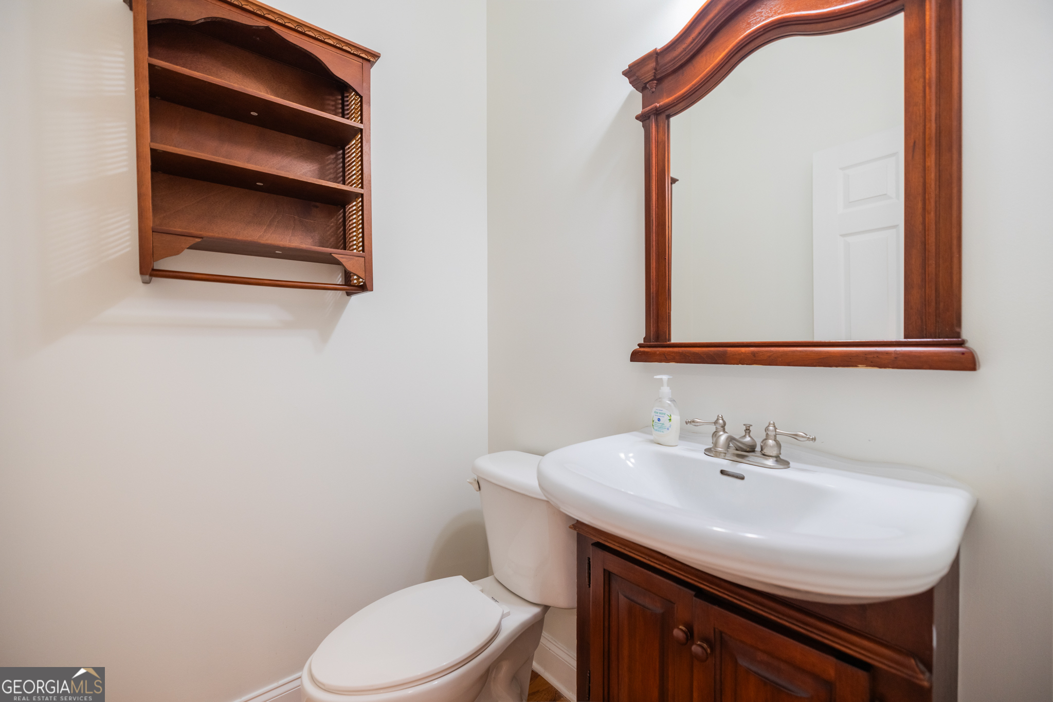 743 Frasier Circle SE