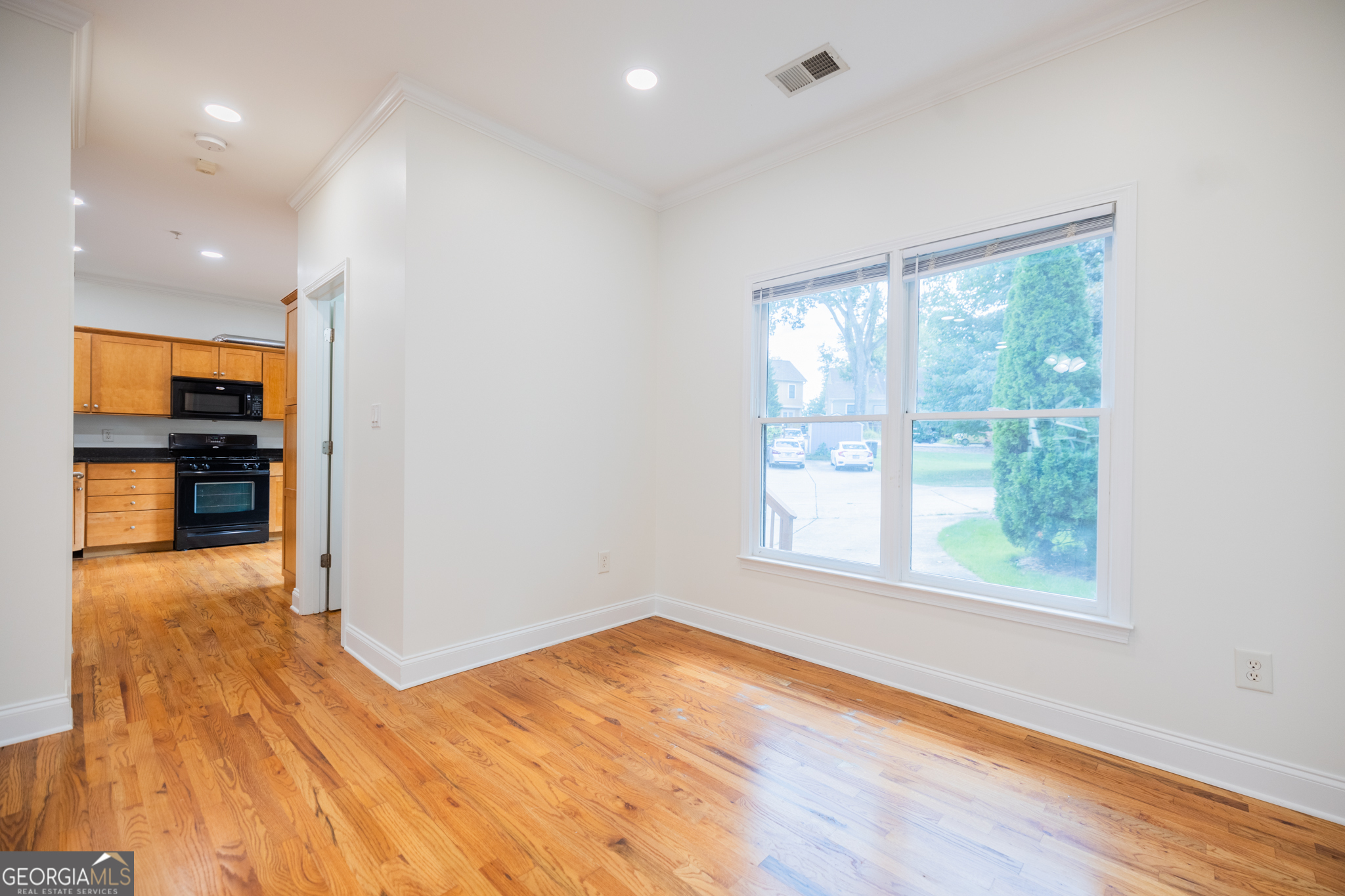 743 Frasier Circle SE