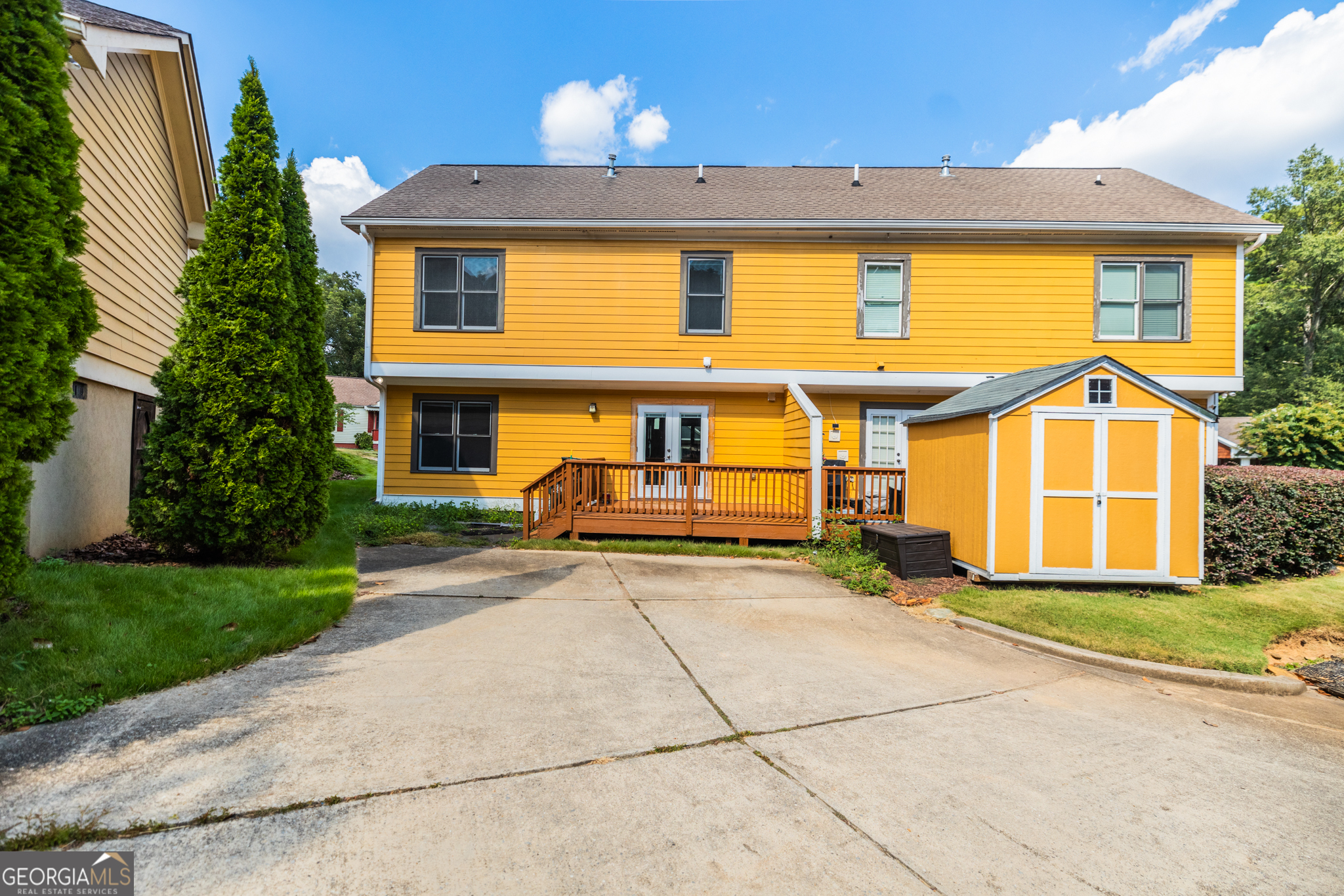 743 Frasier Circle SE