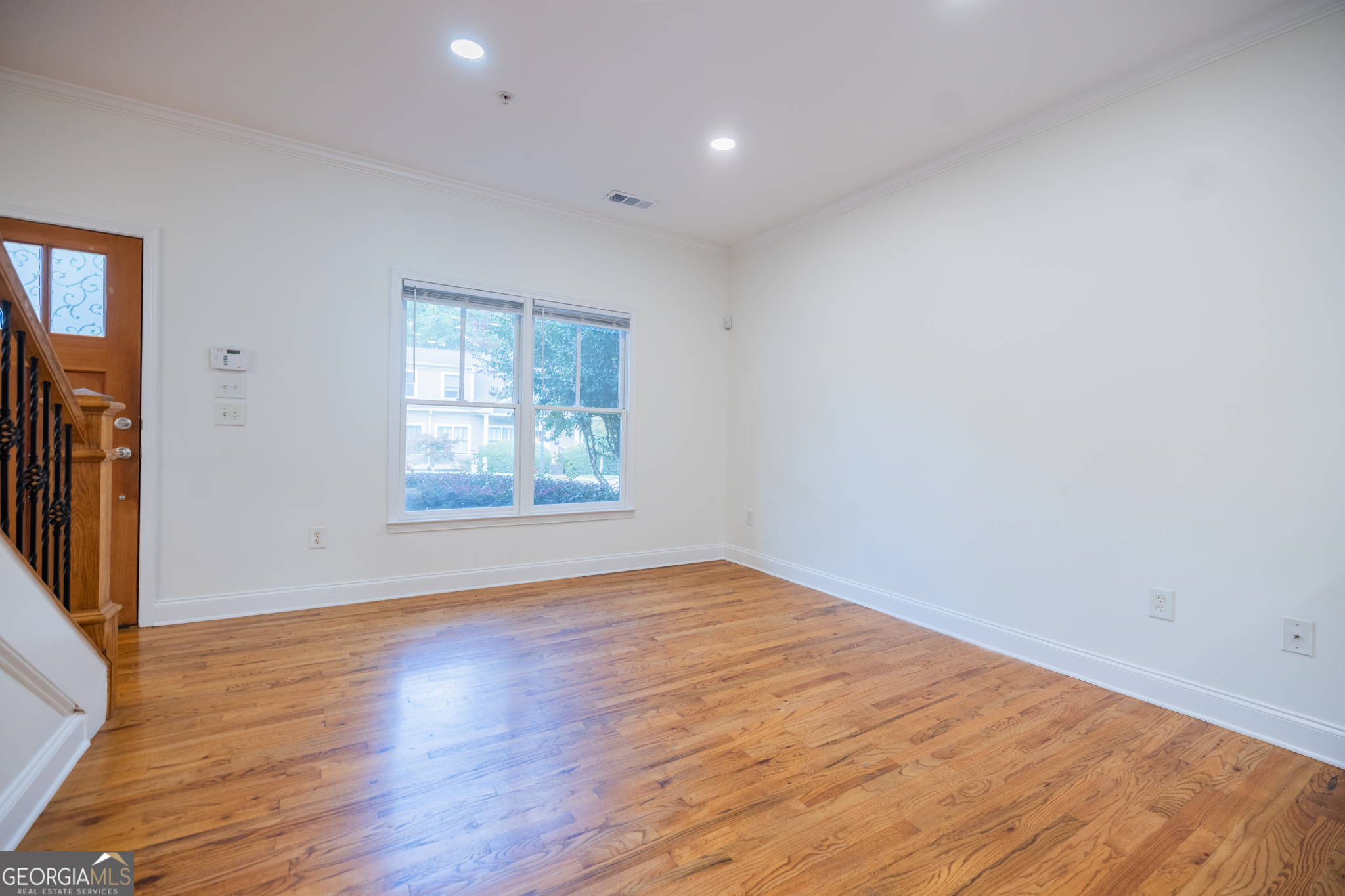 743 Frasier Circle SE