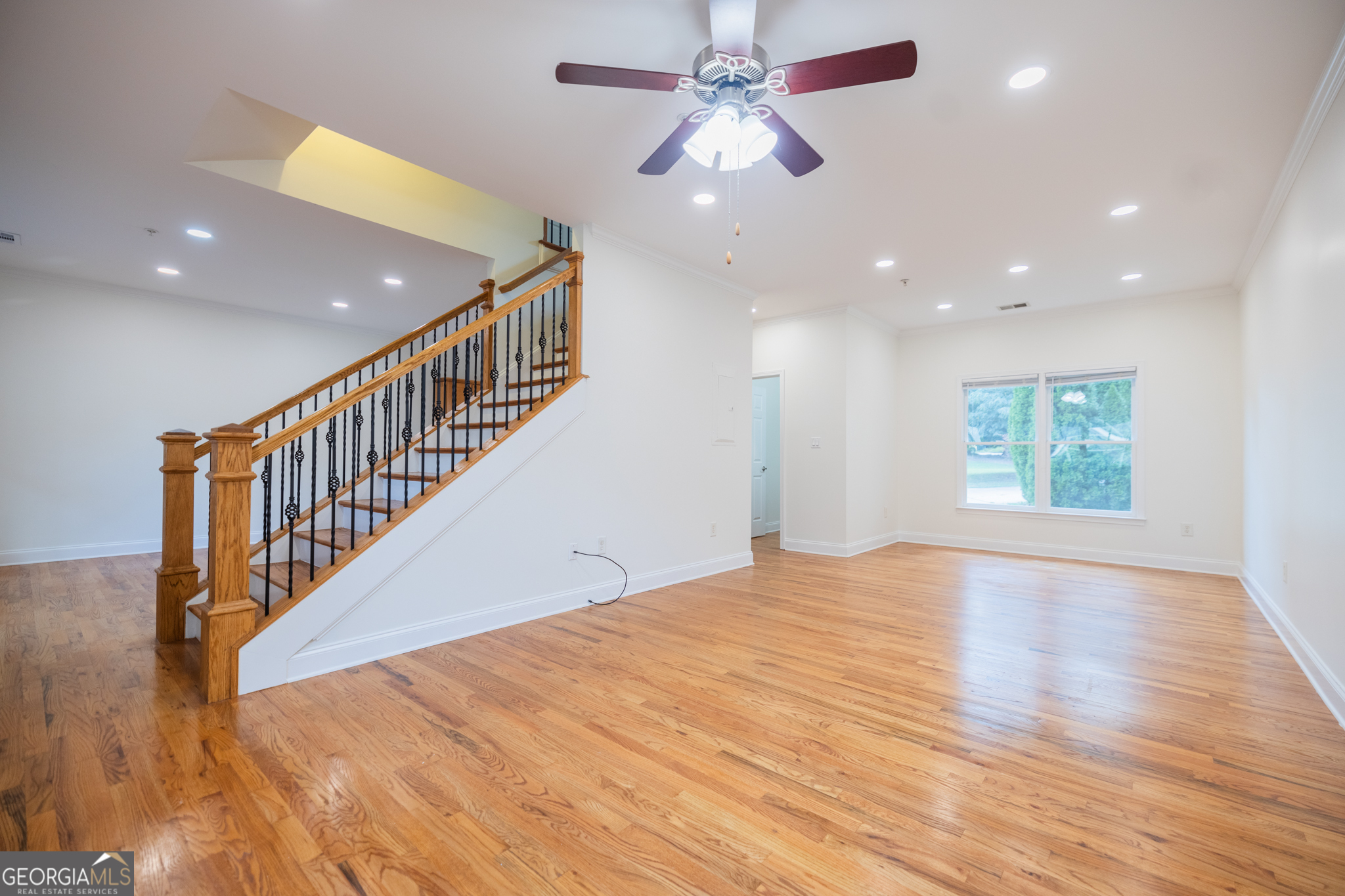 743 Frasier Circle SE