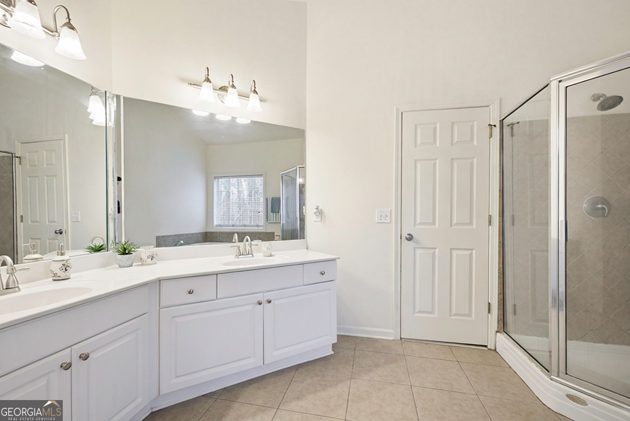 3155 Esplanade Circle SW