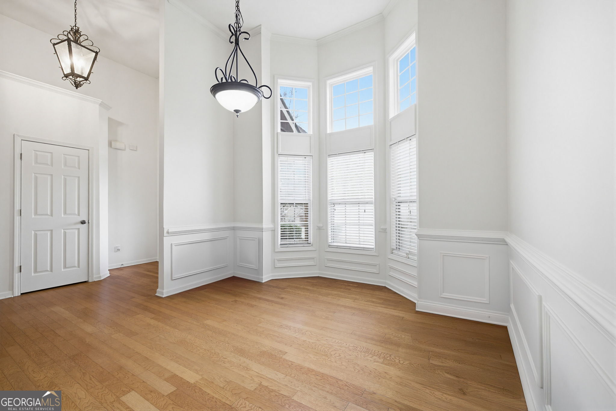 3155 Esplanade Circle SW