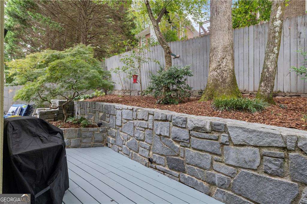 1153 Chantilly Ridge