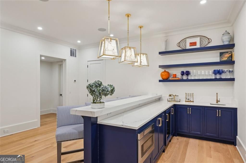 3379 Rennes Drive NE