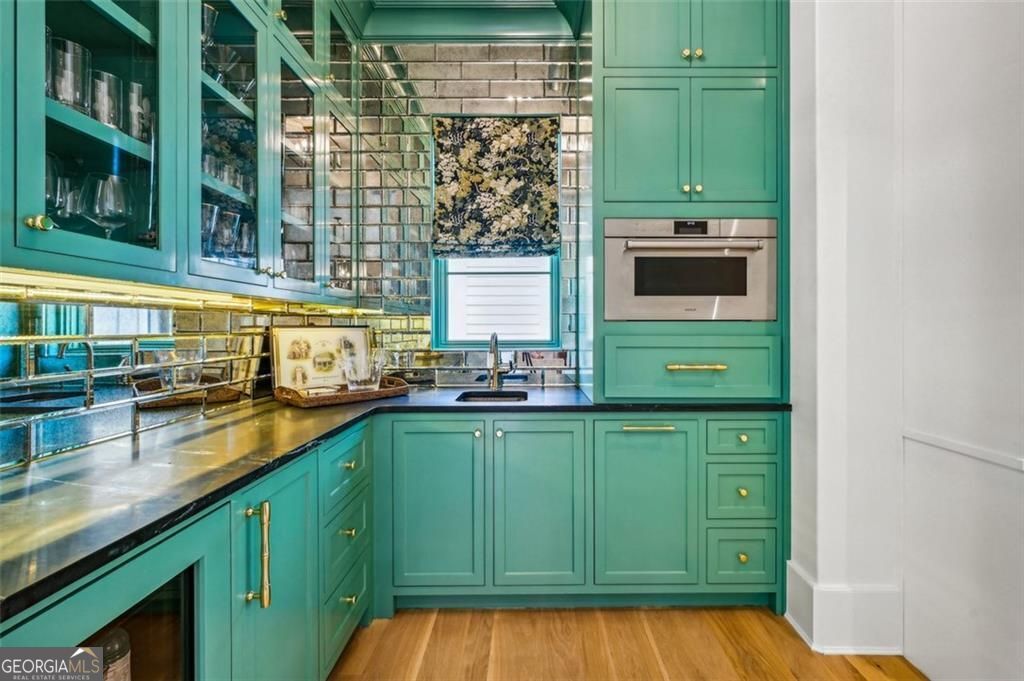 3379 Rennes Drive NE