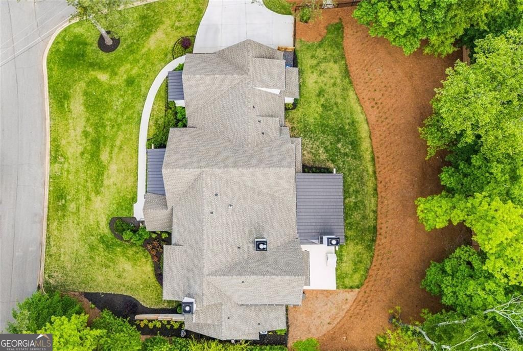 3379 Rennes Drive NE