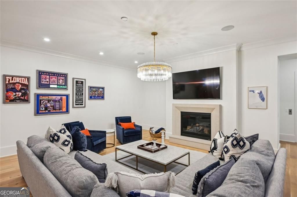 3379 Rennes Drive NE