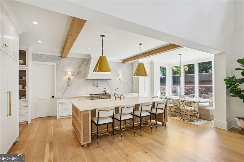 3379 Rennes Drive NE