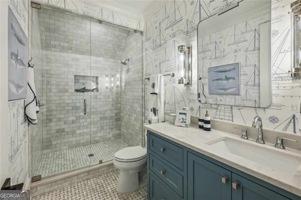 3379 Rennes Drive NE