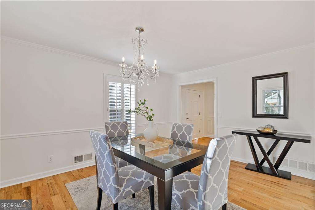 2915 Sope Creek Drive