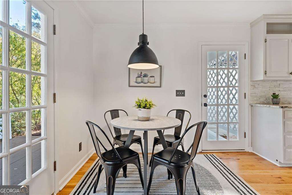 2915 Sope Creek Drive