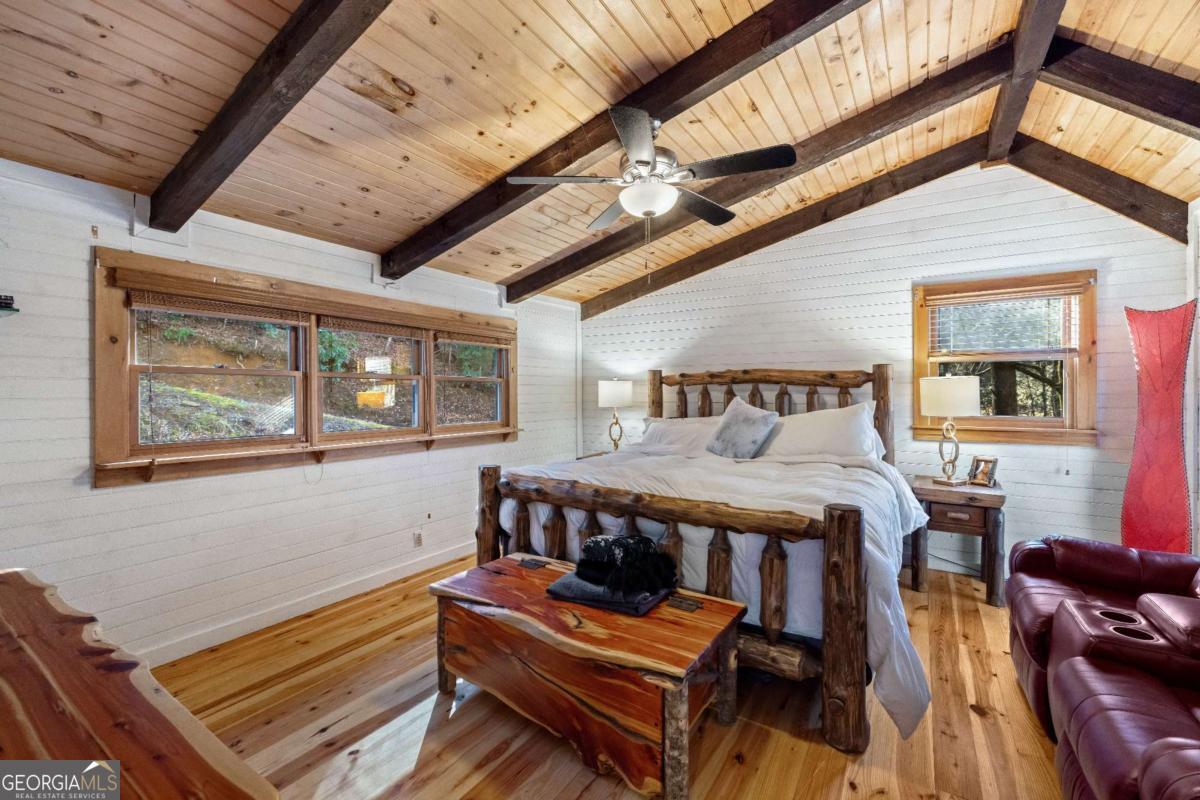 100 Stanley Creek Crossing