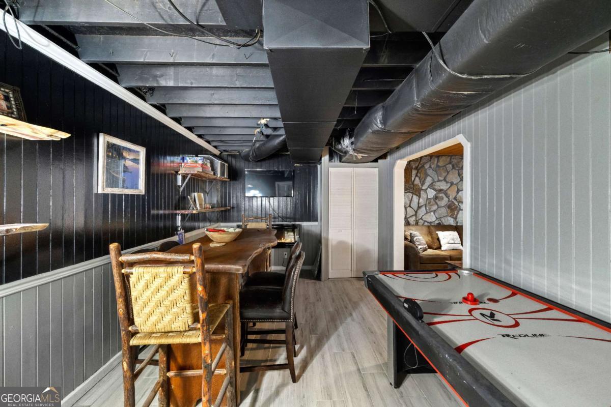 100 Stanley Creek Crossing