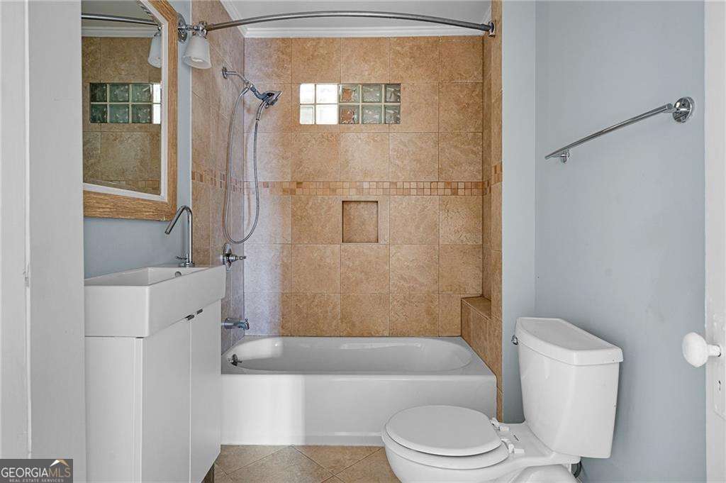 1471 Hawthorne Avenue NW