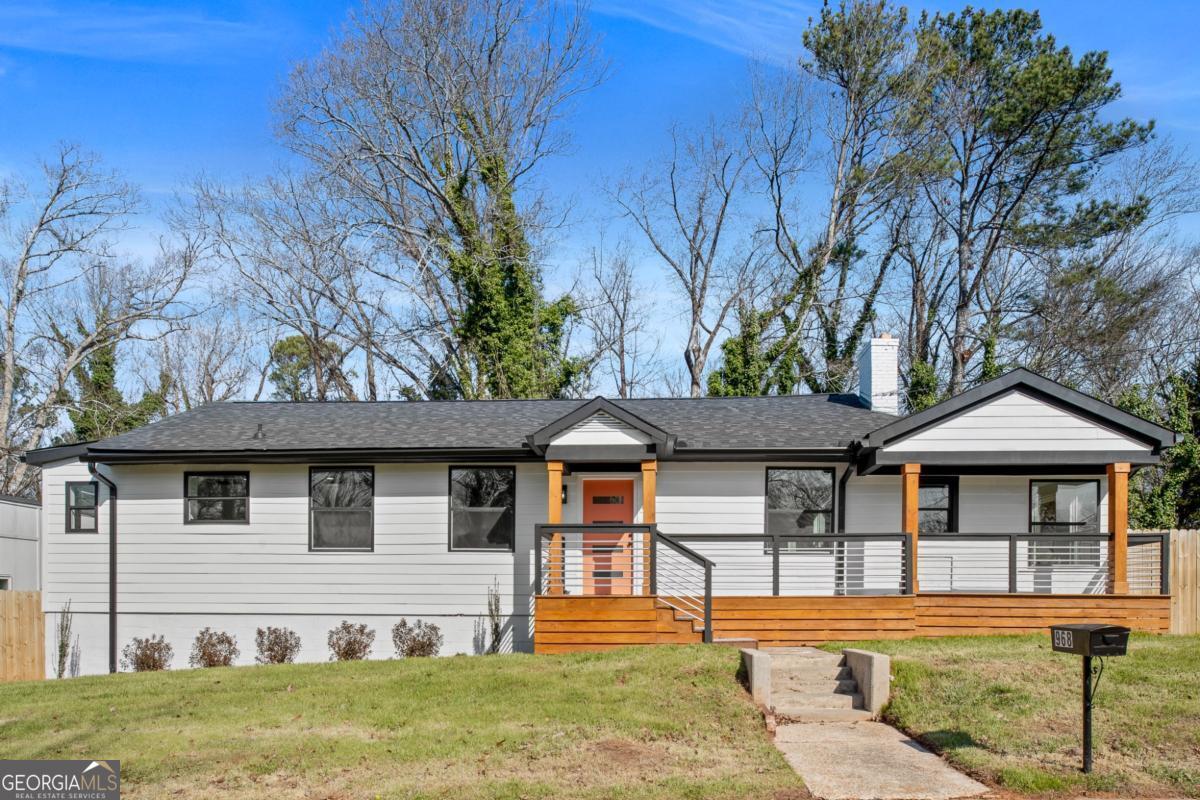 968 BRUCE Circle