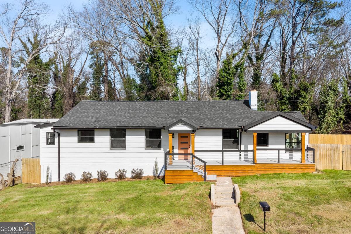 968 BRUCE Circle