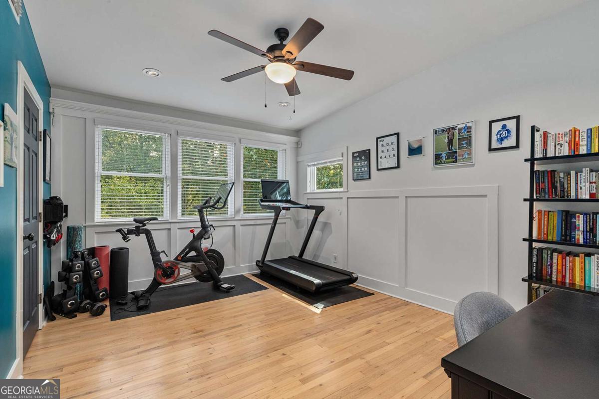 275 Rockyford Road NE