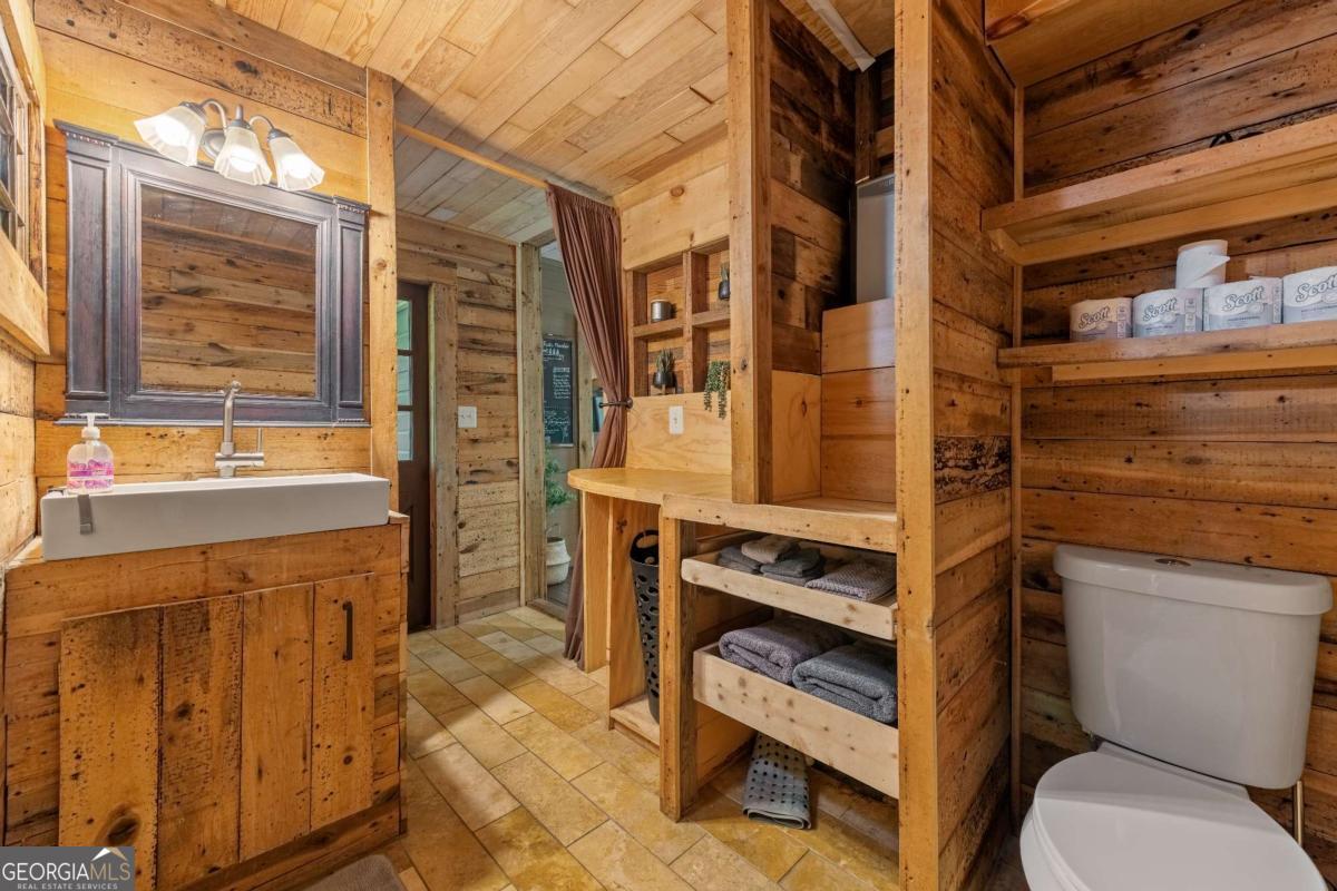 120 Community Hill Drive # 57 Unit: 56,57