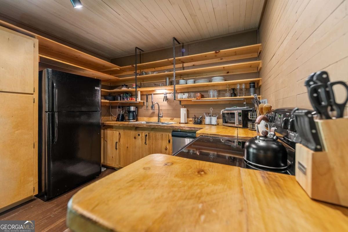 120 Community Hill Drive # 57 Unit: 56,57