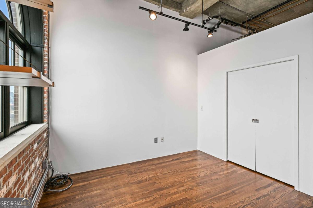 3180 Mathieson Drive NE # 1205