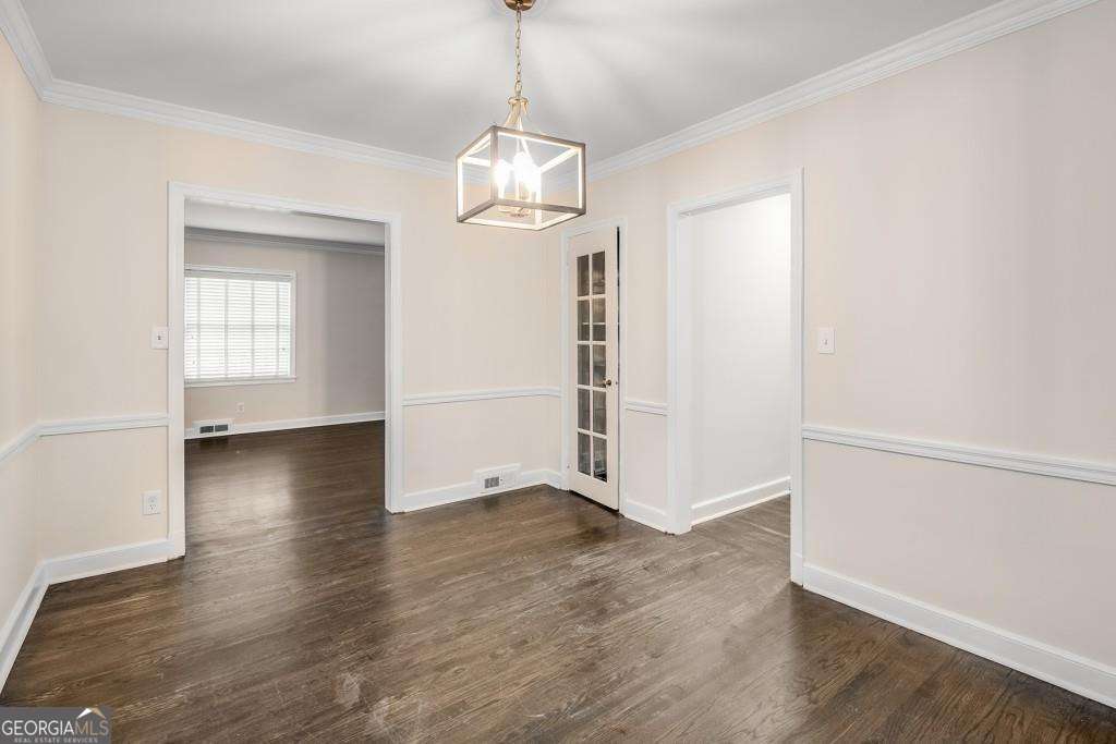 140 Rumson Road NE