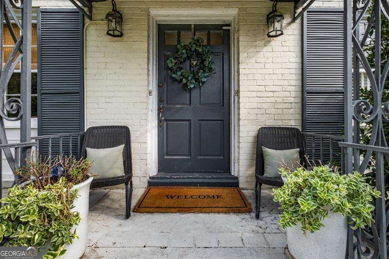 140 Rumson Road NE