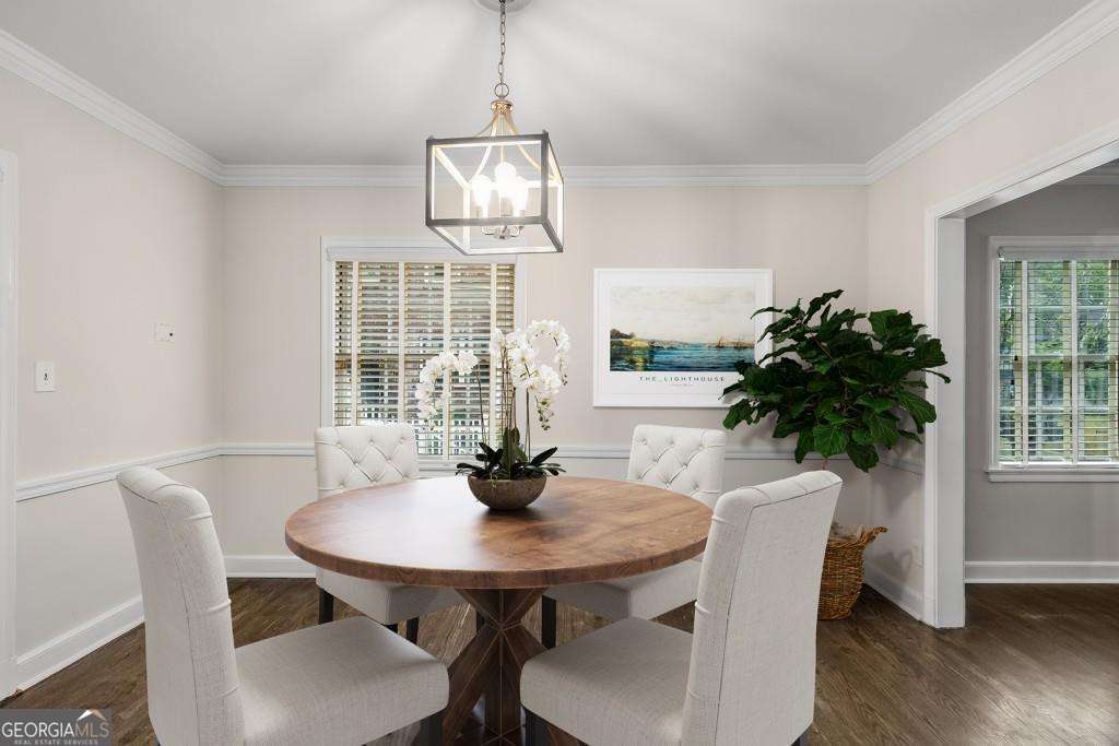 140 Rumson Road NE
