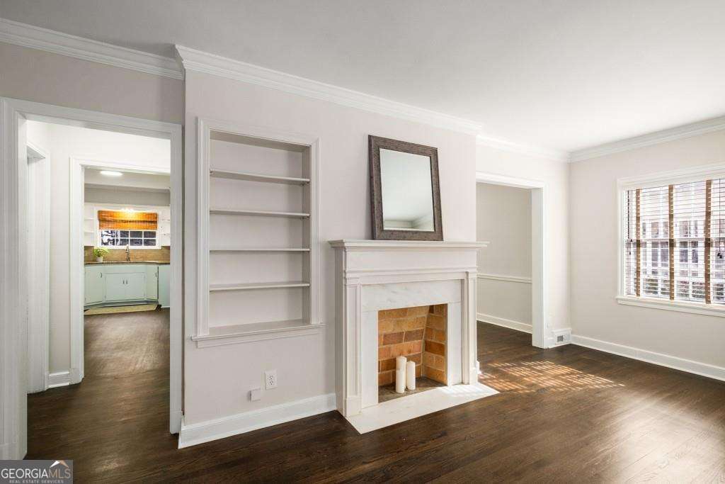 140 Rumson Road NE