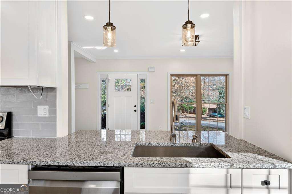 2918 Highland Drive SE