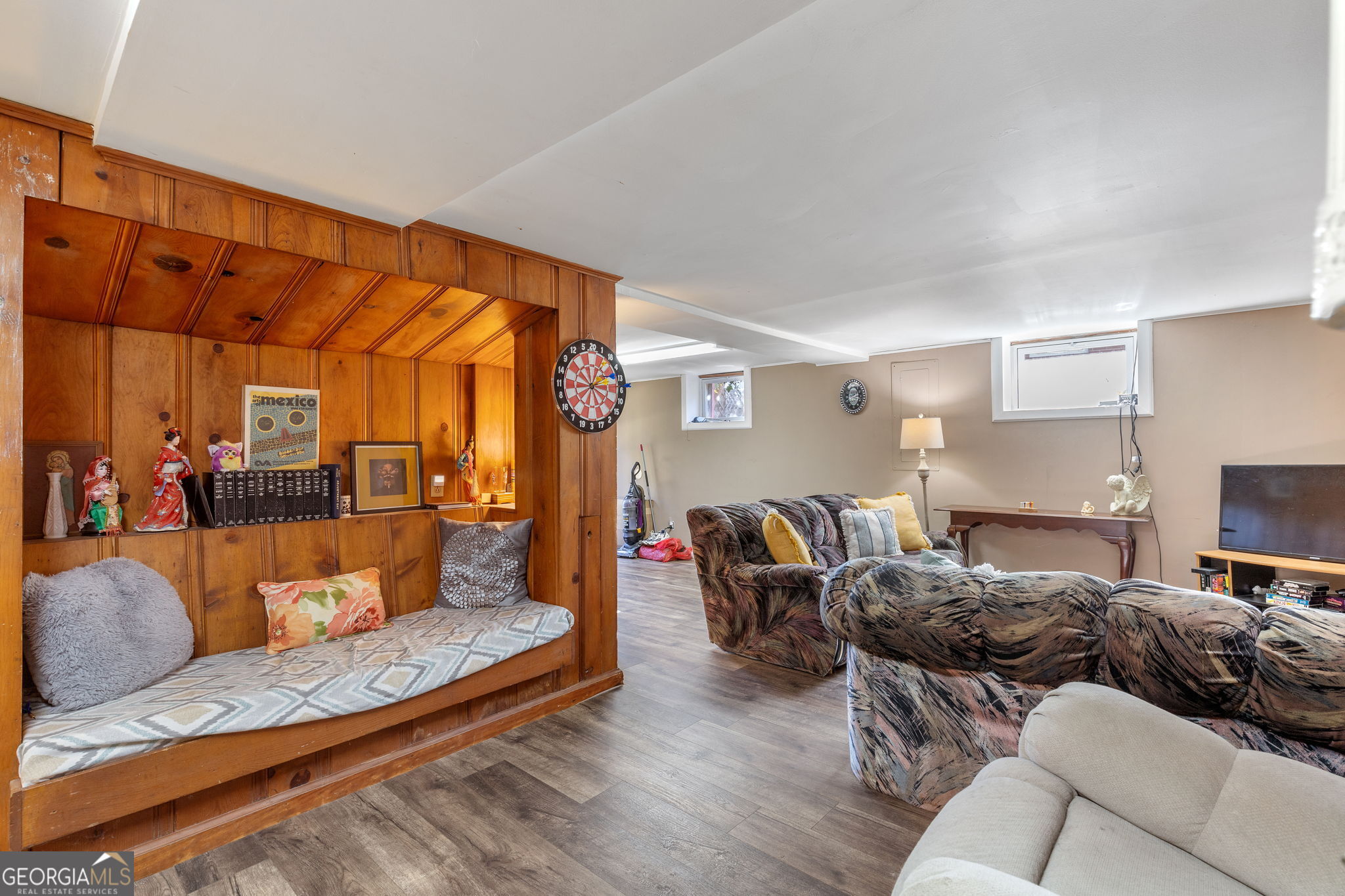 2185 Trailwood Drive SE