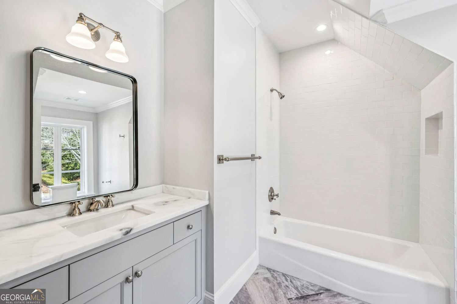 130 Blackland Road NW