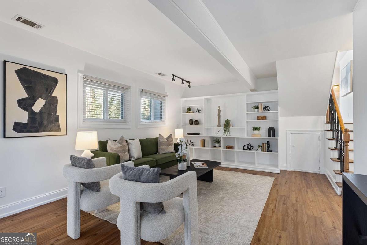 565 Timberland Drive