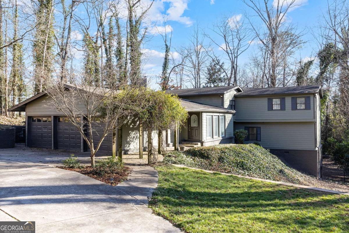 565 Timberland Drive