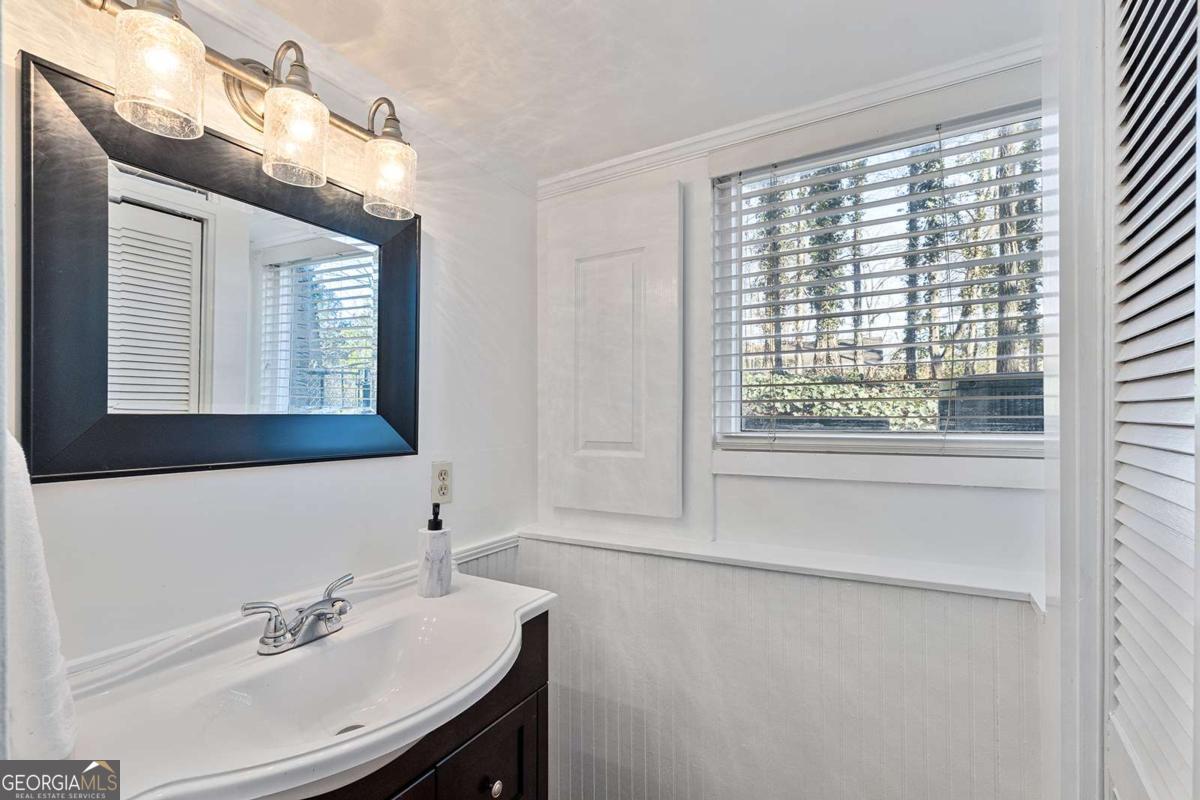 565 Timberland Drive