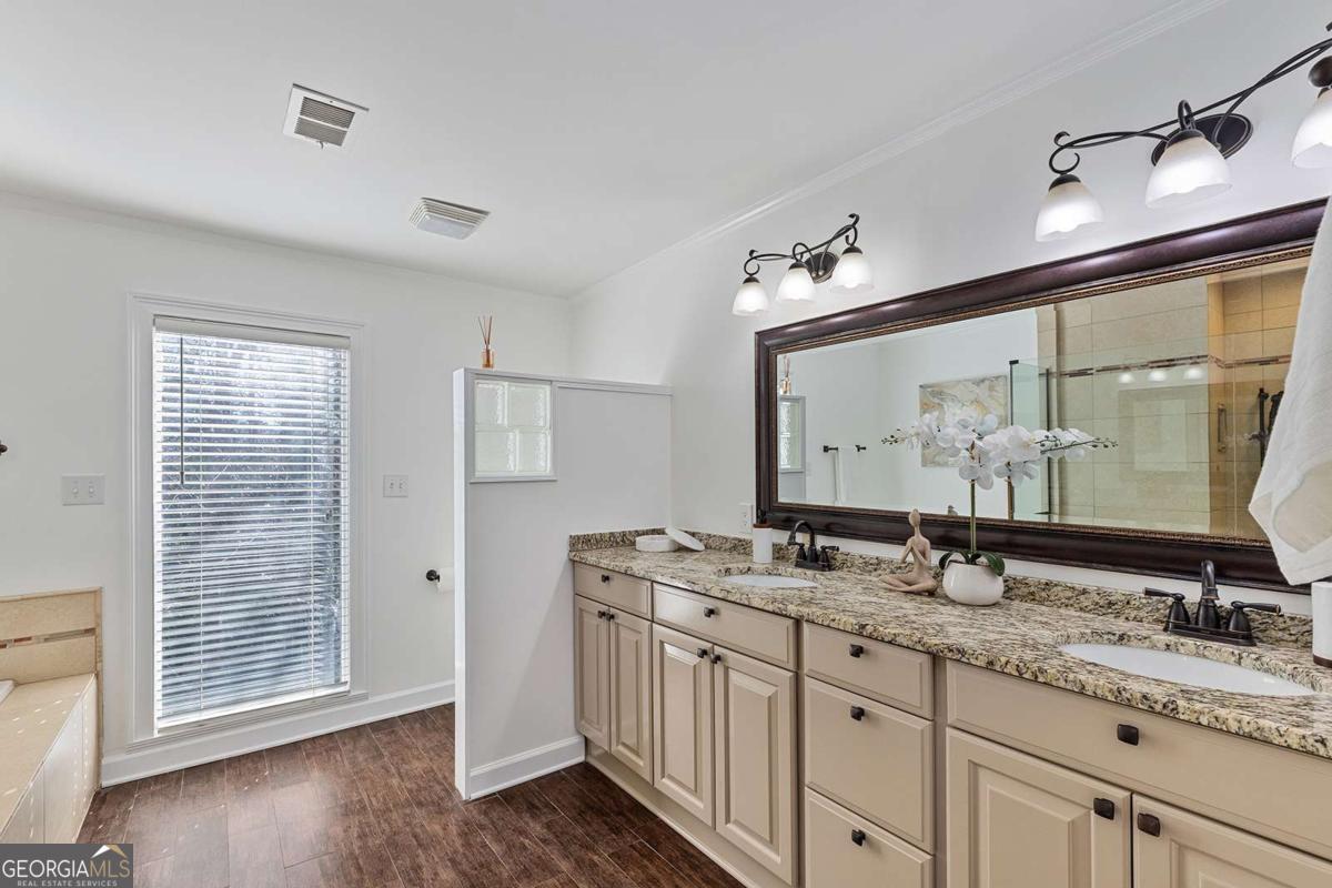 565 Timberland Drive