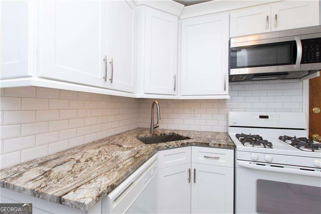 3660 Peachtree Road NE # J5