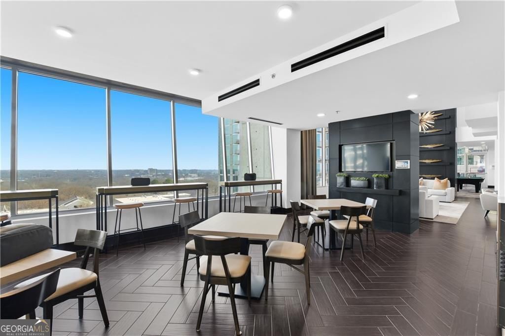 855 Peachtree Street NE # 2509