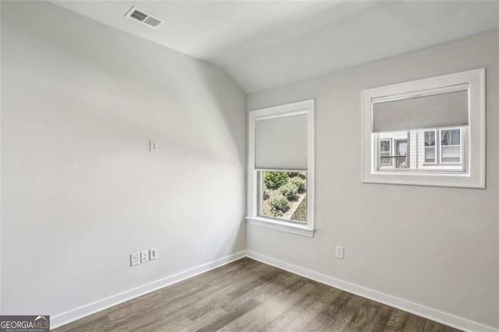 2090 Emmet Park Lane