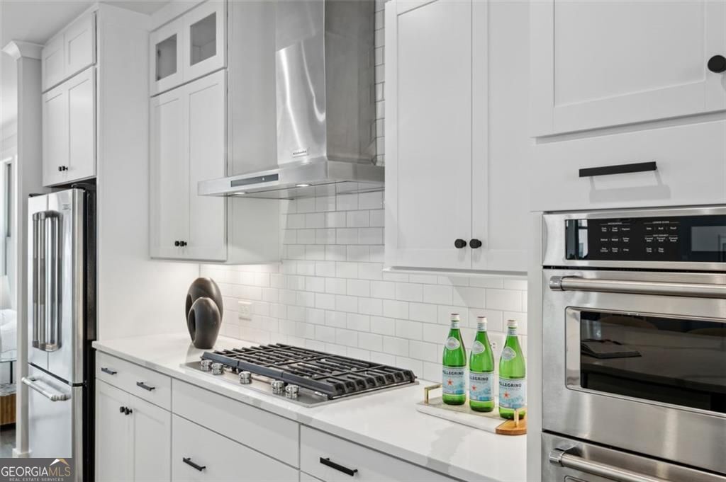 2090 Emmet Park Lane