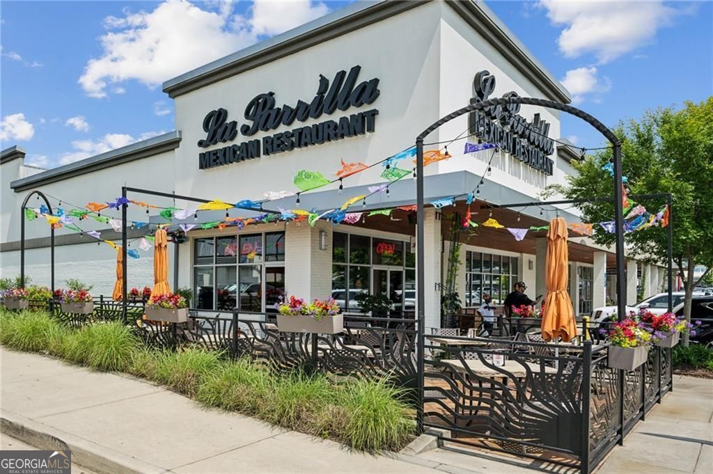 2090 Emmet Park Lane