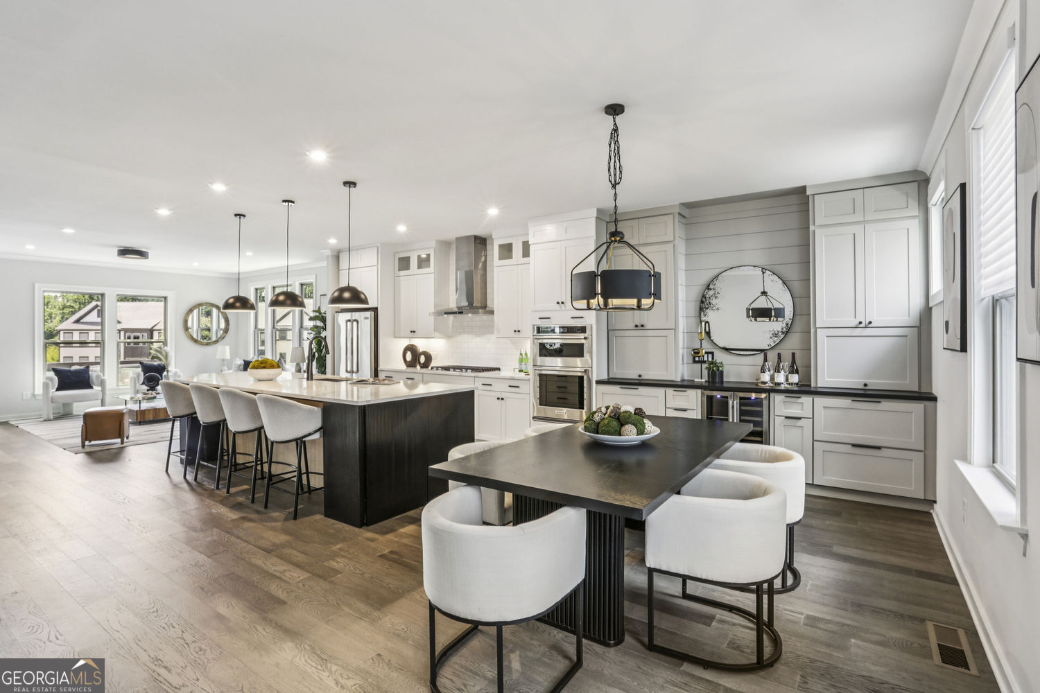 2090 Emmet Park Lane