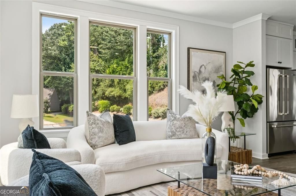 2090 Emmet Park Lane